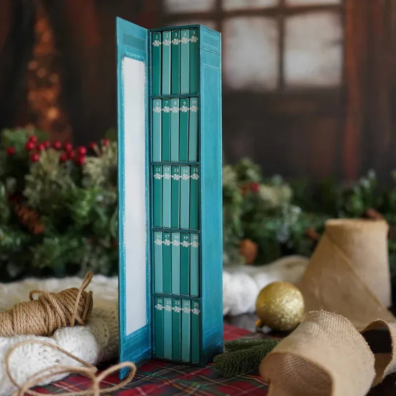 Mini Book Advent Calendar – 25 Miniature Classics